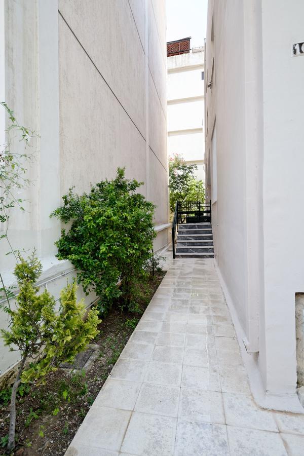 Kosta'S Cottage House Atina Dış mekan fotoğraf